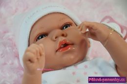 originalní španělské panenky pro děti dětské panenky, které vypadají jako živé miminko, dětská panenka miminko s dudlíkem Arias mluvící panenky ze Španělska pro děti